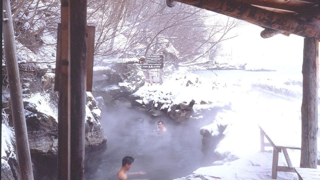 Marukoma Onsen Ryokan Chitose  Exterior photo